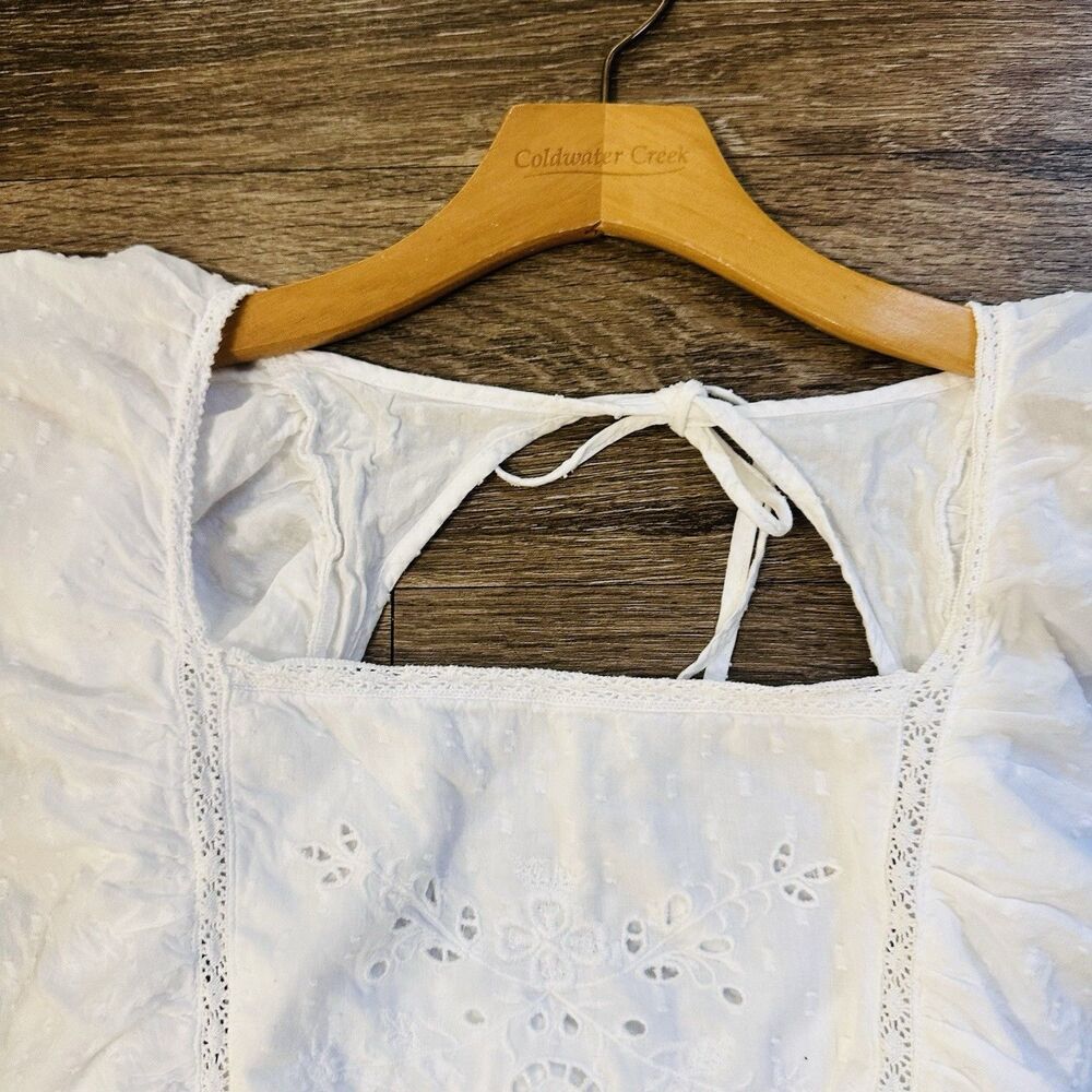 Old Navy Embroidered Top Blouse Peasant Flutter Sleeve SZ L Cotton White Boho - Picture 5 of 9